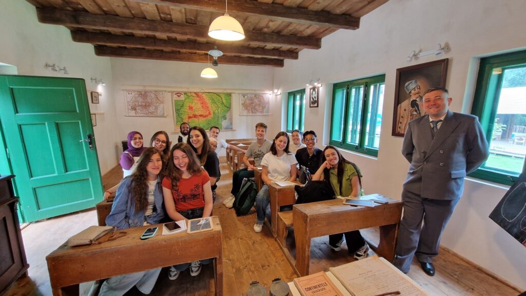 Școala de altădată. Atelier interacativ | FOTO