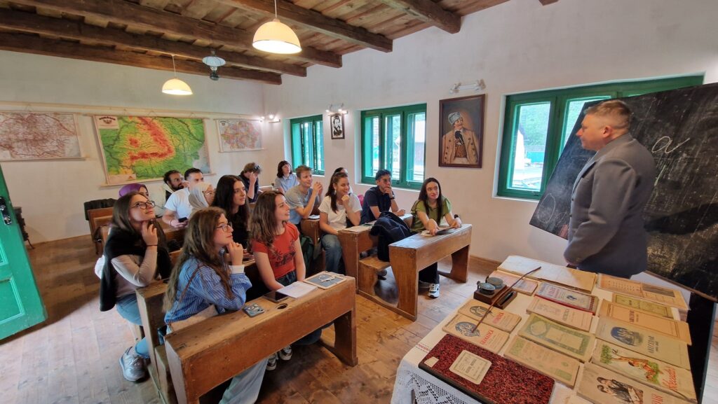 Școala de altădată. Atelier interacativ | FOTO