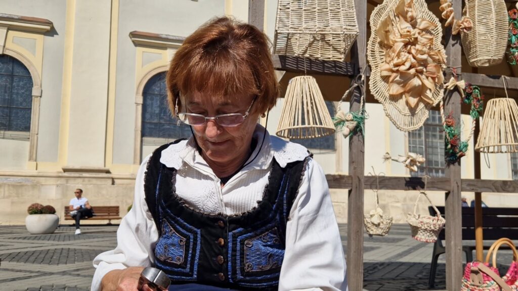 Julianna Balint-arta împletitului de pănuși | FOTO
